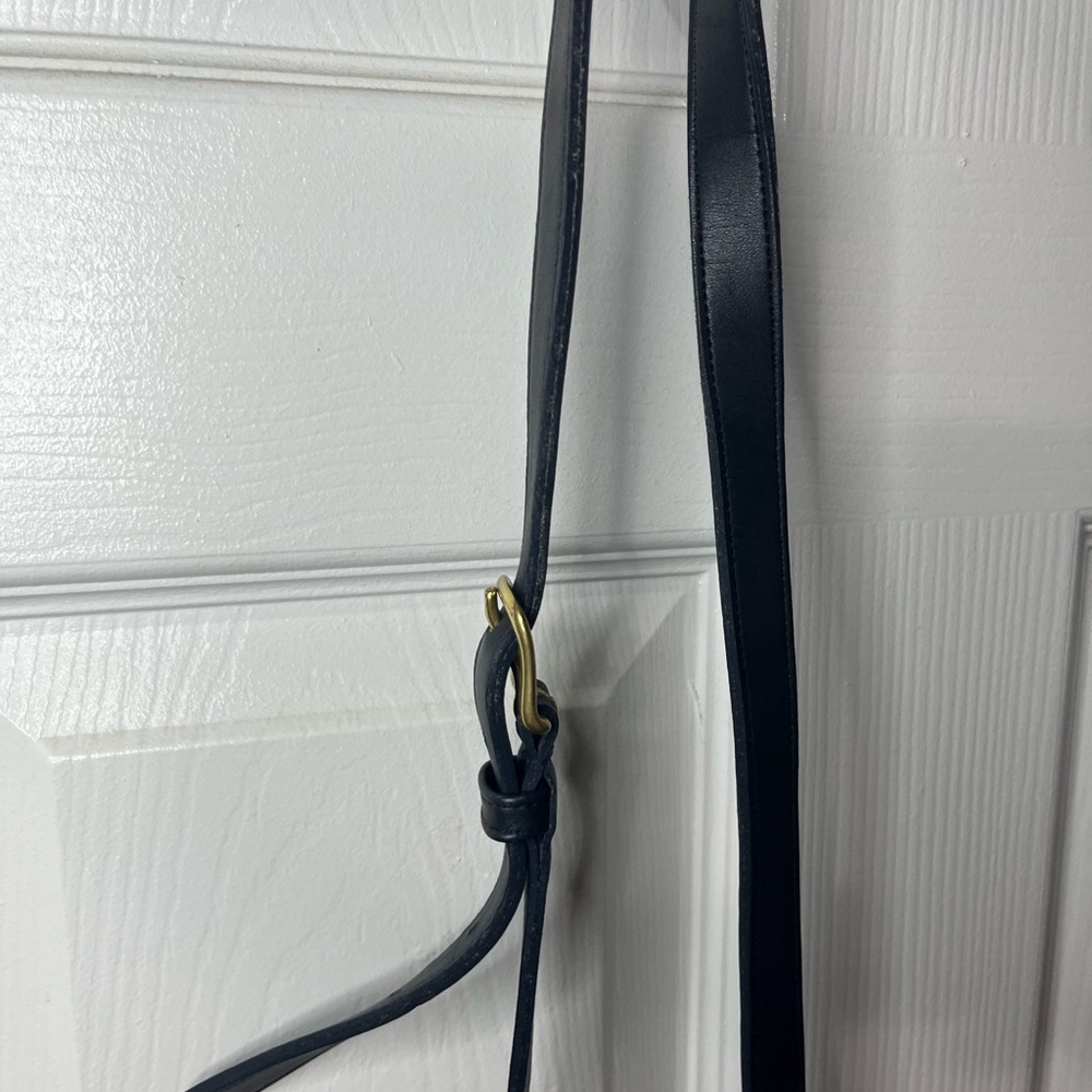 Coach Navy Leather Crossbody Bag with Gold Clasp - Picture 10 of 13